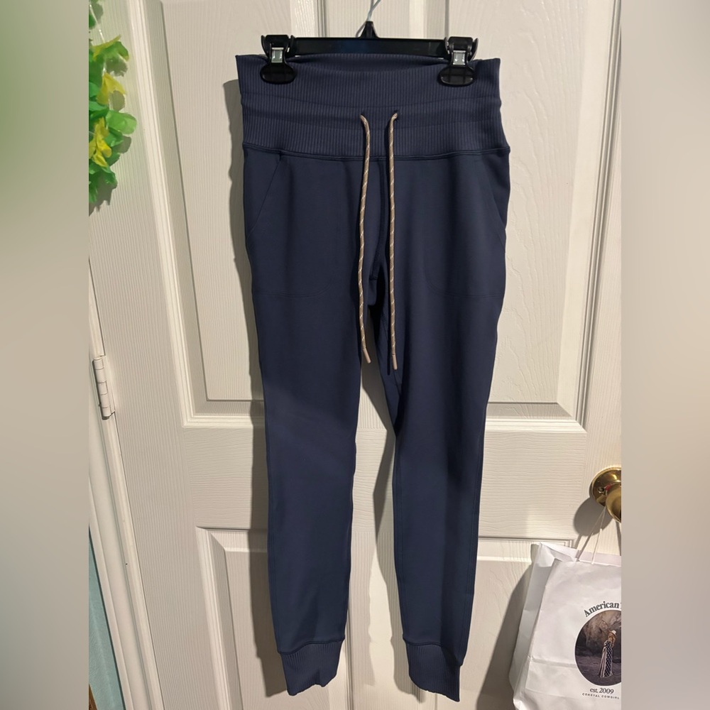 Women’s Avalanche Navy Blue Joggers